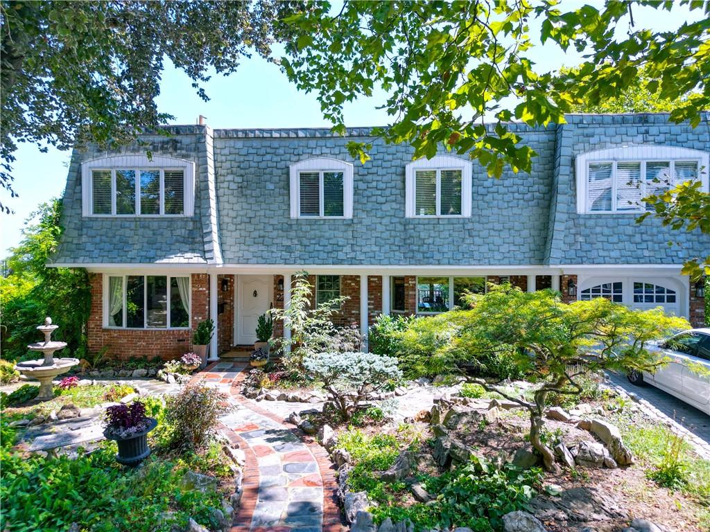 274 Flagg Place Todt Hill Staten Island NY 10304