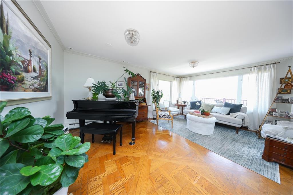 274 Flagg Place Todt Hill Staten Island NY 10304