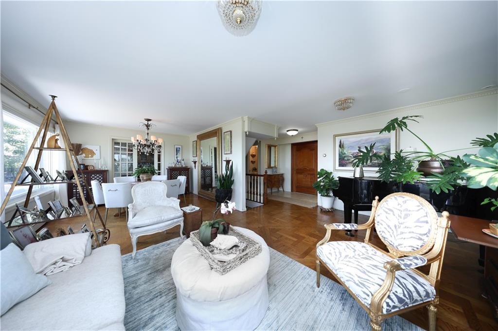 274 Flagg Place Todt Hill Staten Island NY 10304