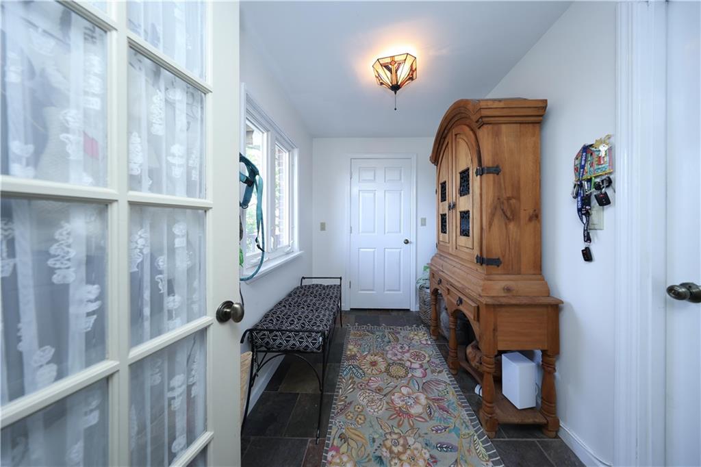 274 Flagg Place Todt Hill Staten Island NY 10304