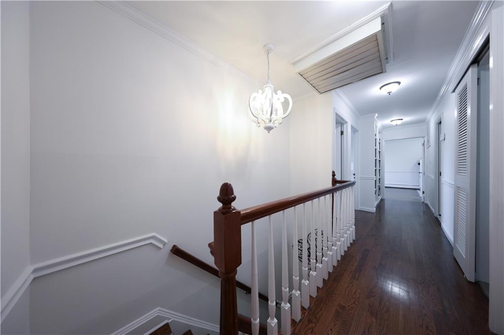 274 Flagg Place Todt Hill Staten Island NY 10304