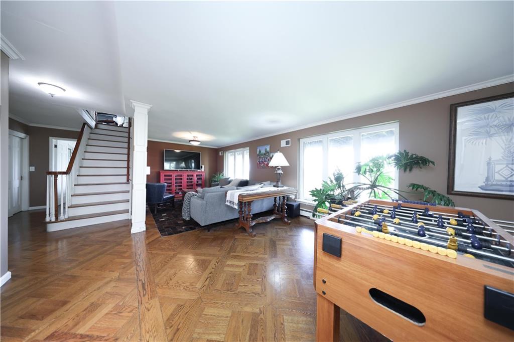274 Flagg Place Todt Hill Staten Island NY 10304