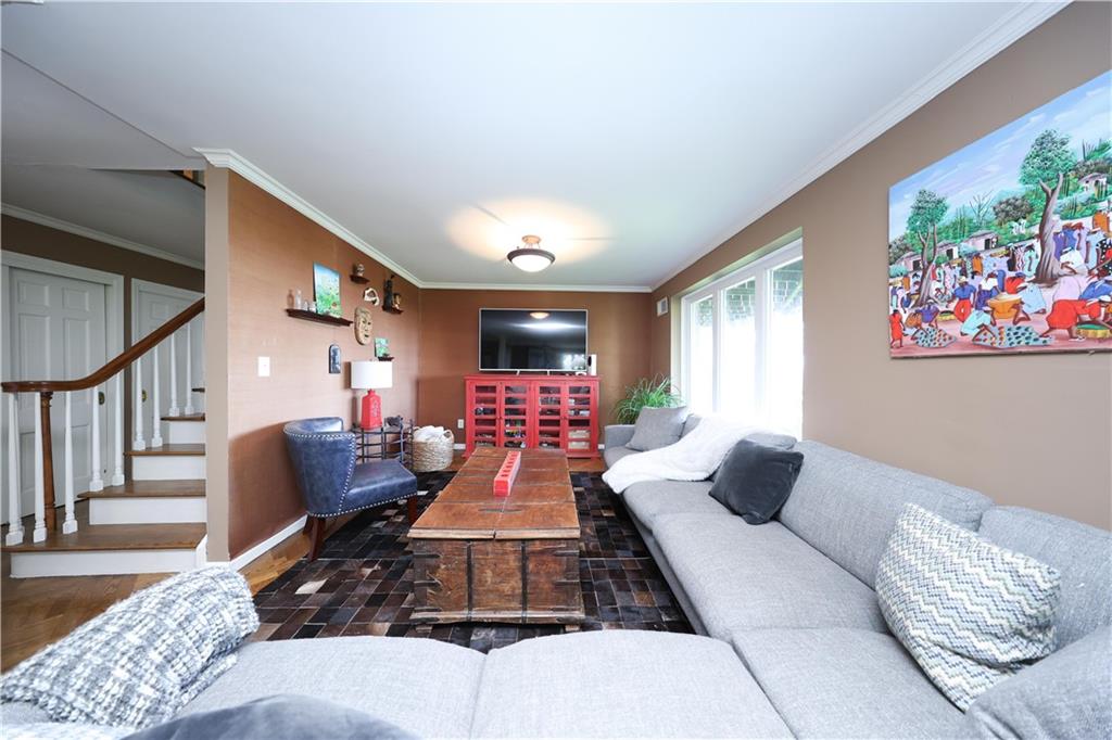 274 Flagg Place Todt Hill Staten Island NY 10304