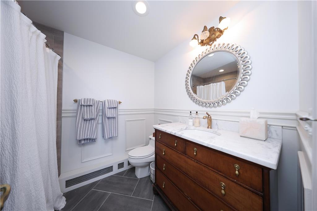 274 Flagg Place Todt Hill Staten Island NY 10304