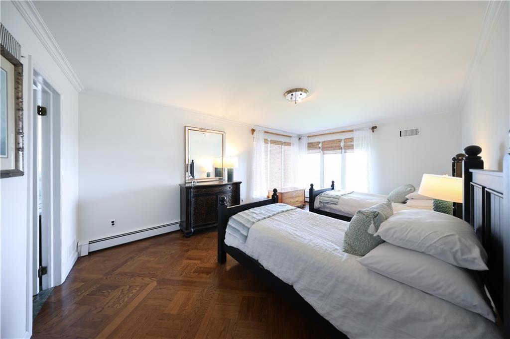 274 Flagg Place Todt Hill Staten Island NY 10304