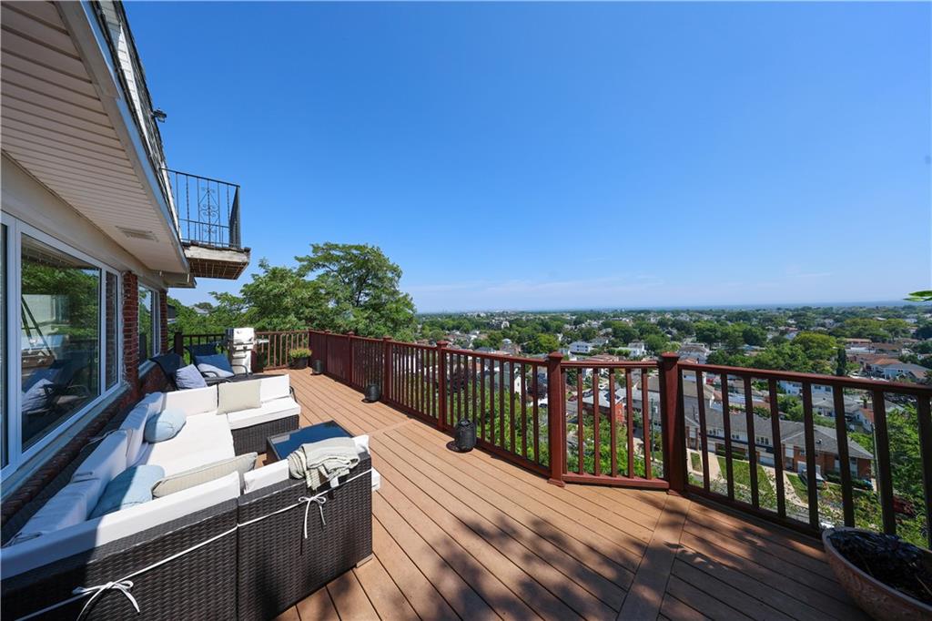 274 Flagg Place Todt Hill Staten Island NY 10304