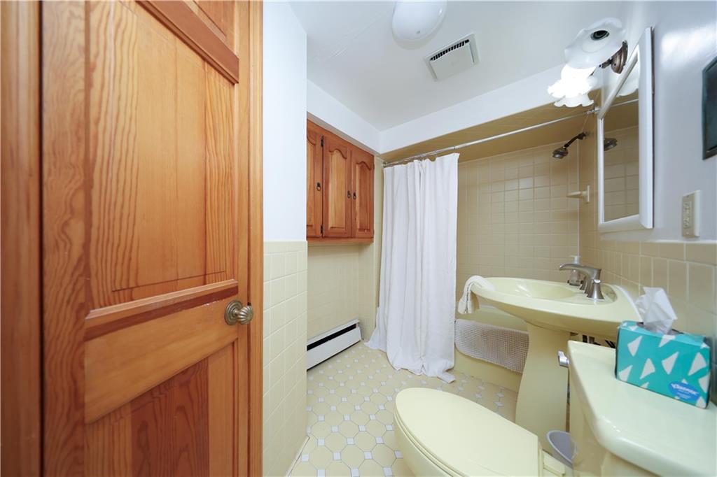 274 Flagg Place Todt Hill Staten Island NY 10304