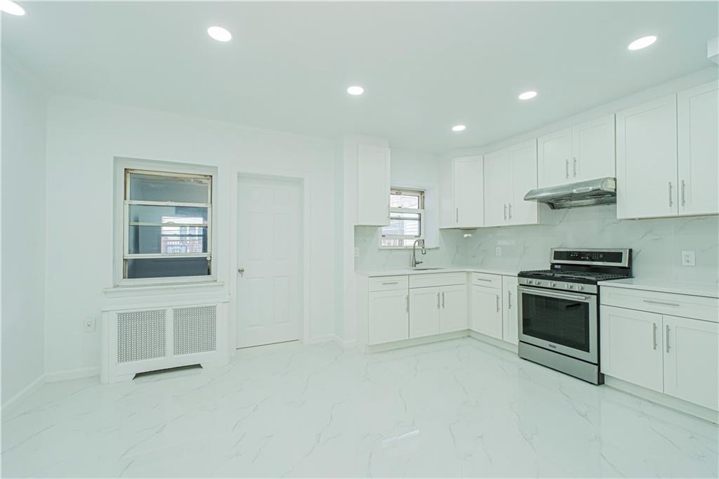 60-10 79th Street Middle Village Queens NY 11379