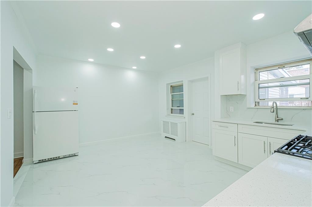 60-10 79th Street Middle Village Queens NY 11379
