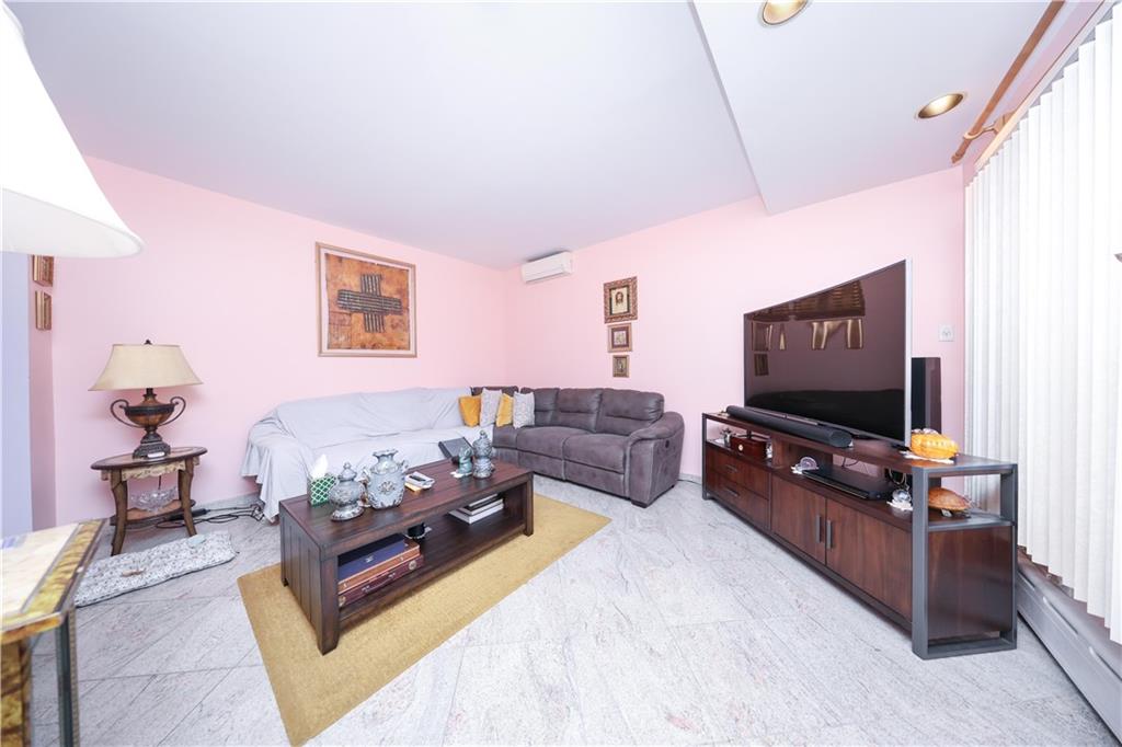 1566 76th Street Dyker Heights Brooklyn NY 11228