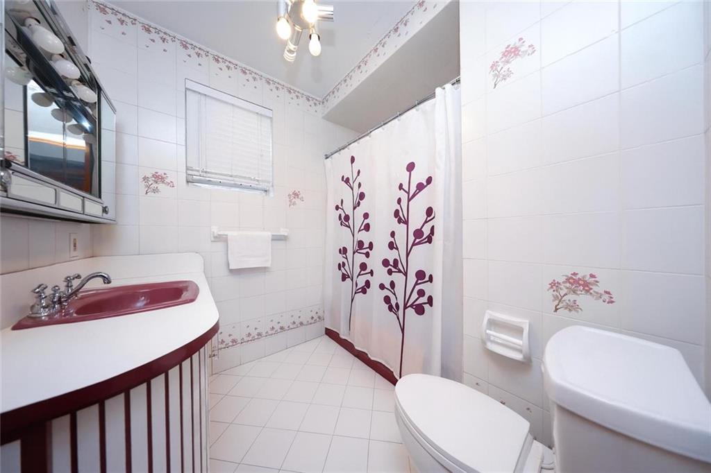 1566 76th Street Dyker Heights Brooklyn NY 11228