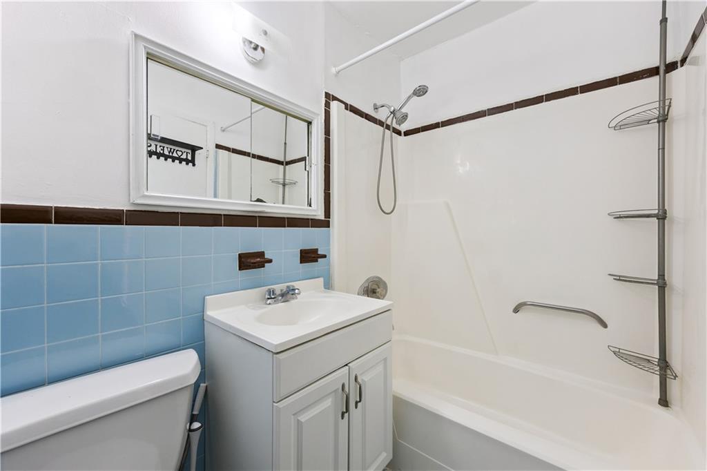 4665 Bedford Avenue Sheepshead Bay Brooklyn NY 11235
