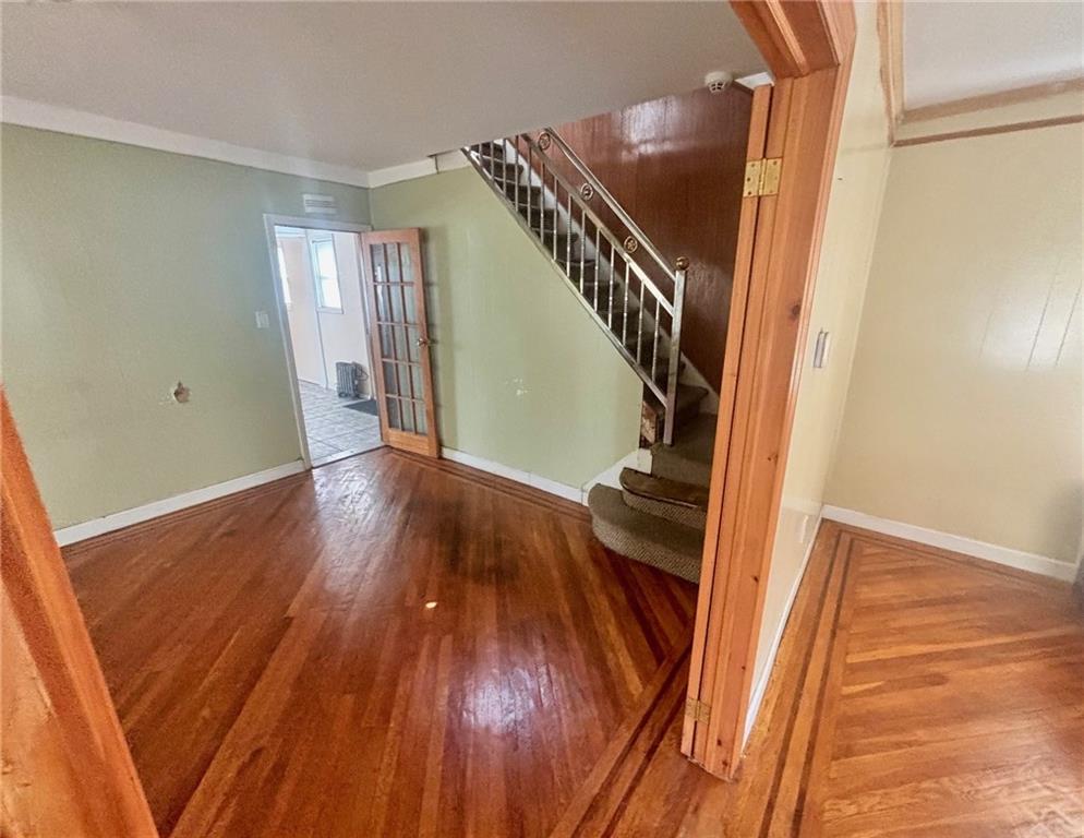 13515 243th Street Rosedale Jamaica NY 11422