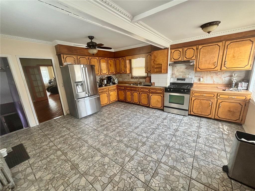 13515 243th Street Rosedale Jamaica NY 11422