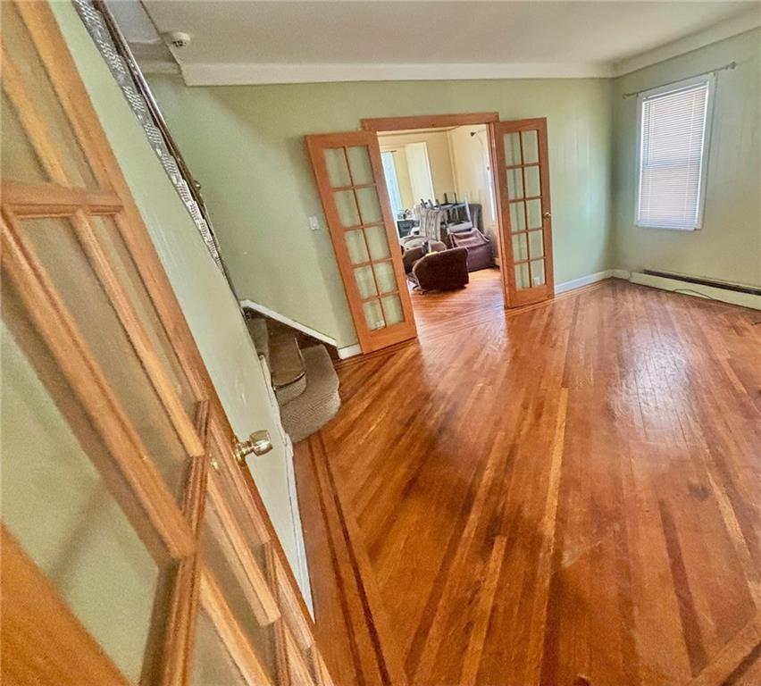 13515 243th Street Rosedale Jamaica NY 11422