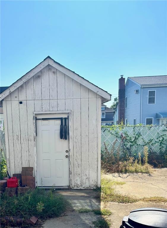 13515 243th Street Rosedale Jamaica NY 11422