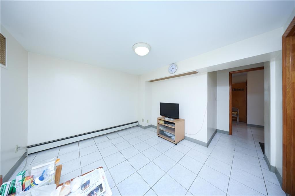1147 64th Street Dyker Heights Brooklyn NY 11219