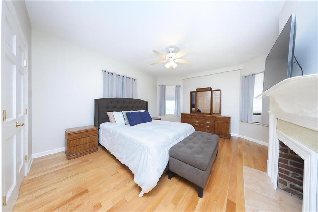 8680 20th Avenue Bensonhurst Brooklyn NY 11214
