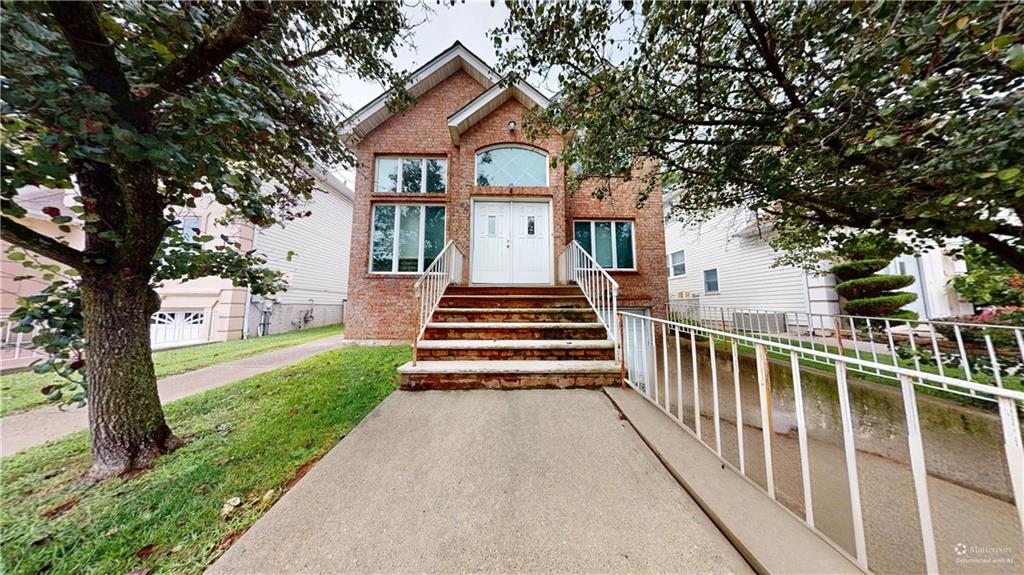 64 Greenway Drive Silver Lake Staten Island NY 10301