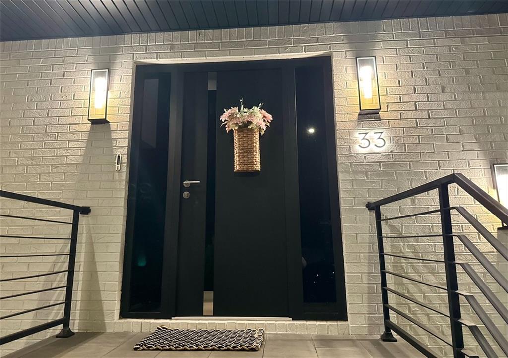 33 Gower Street Castleton Corners Staten Island NY 10314