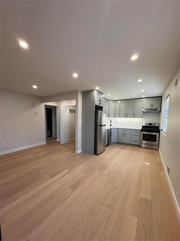 33 Gower Street Castleton Corners Staten Island NY 10314