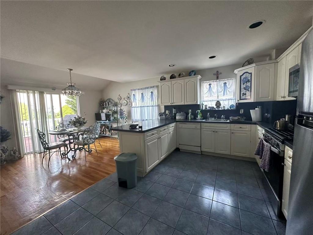 119 Raritan Avenue Dongan Hills Staten Island NY 10304
