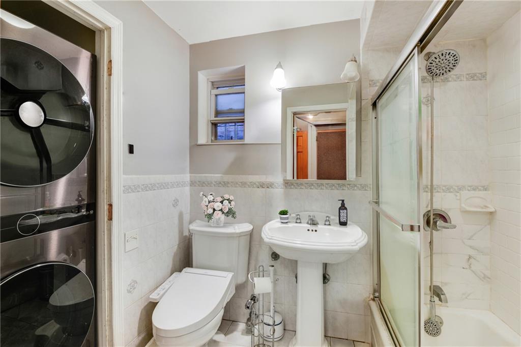 233 Battery Avenue Dyker Heights Brooklyn NY 11228