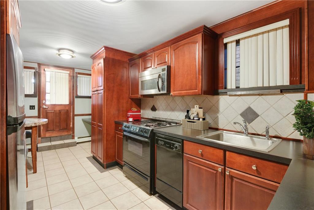 233 Battery Avenue Dyker Heights Brooklyn NY 11228
