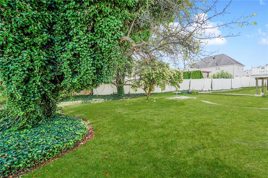 112 Windermere Road Grasmere Staten Island NY 10305