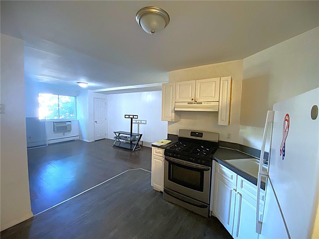 69-71-75 Thompson Street Stapleton Staten Island NY 10304