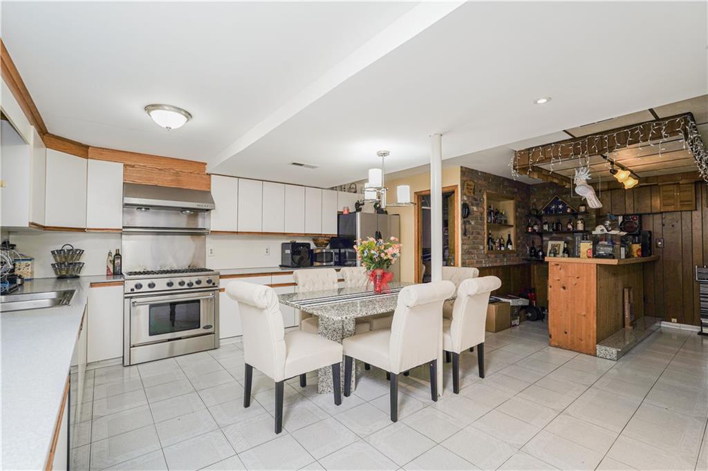 32 Hunton Street Staten Island NY 10304
