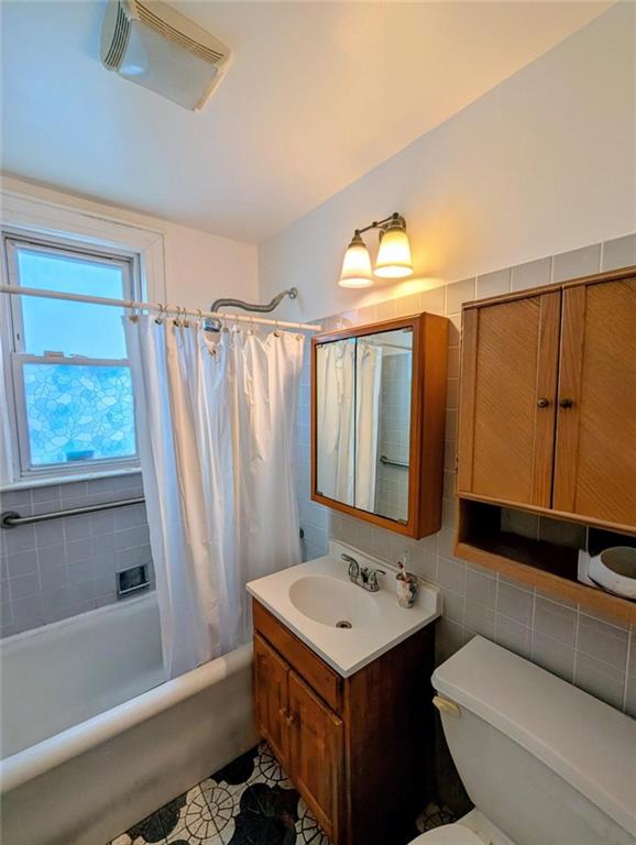340 Avenue P Bensonhurst Brooklyn NY 11204
