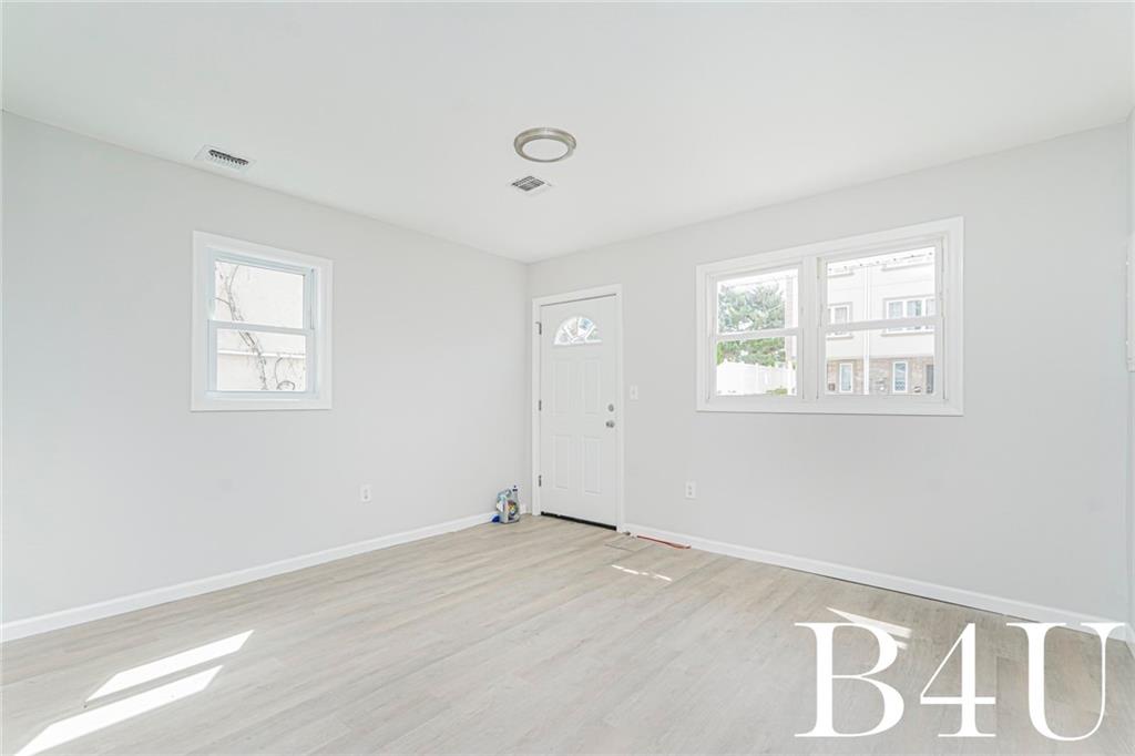 107 Mapleton Avenue Midland Beach Staten Island NY 10306