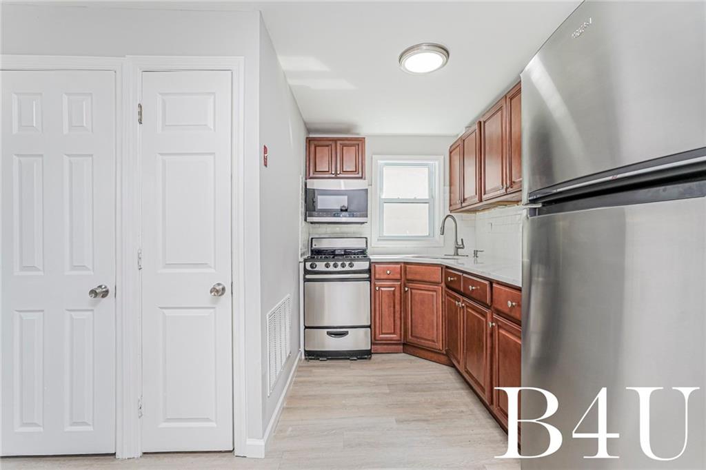 107 Mapleton Avenue Midland Beach Staten Island NY 10306