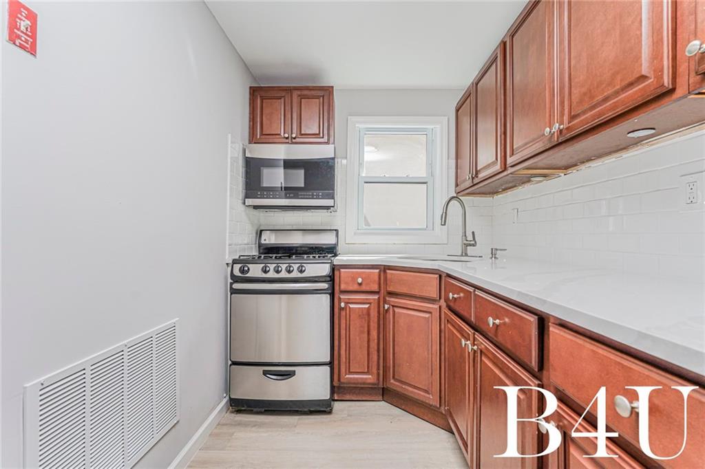 107 Mapleton Avenue Midland Beach Staten Island NY 10306