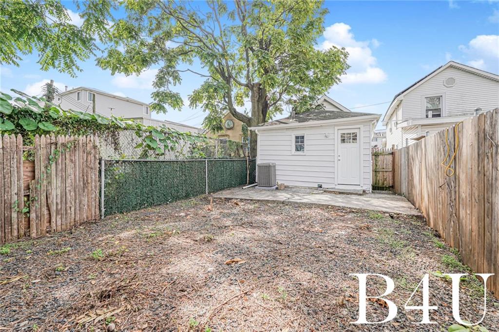 107 Mapleton Avenue Midland Beach Staten Island NY 10306