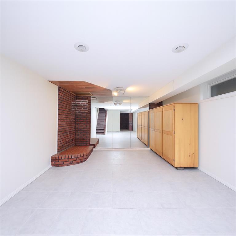 25 Berry Avenue Arden Heights Staten Island NY 10312