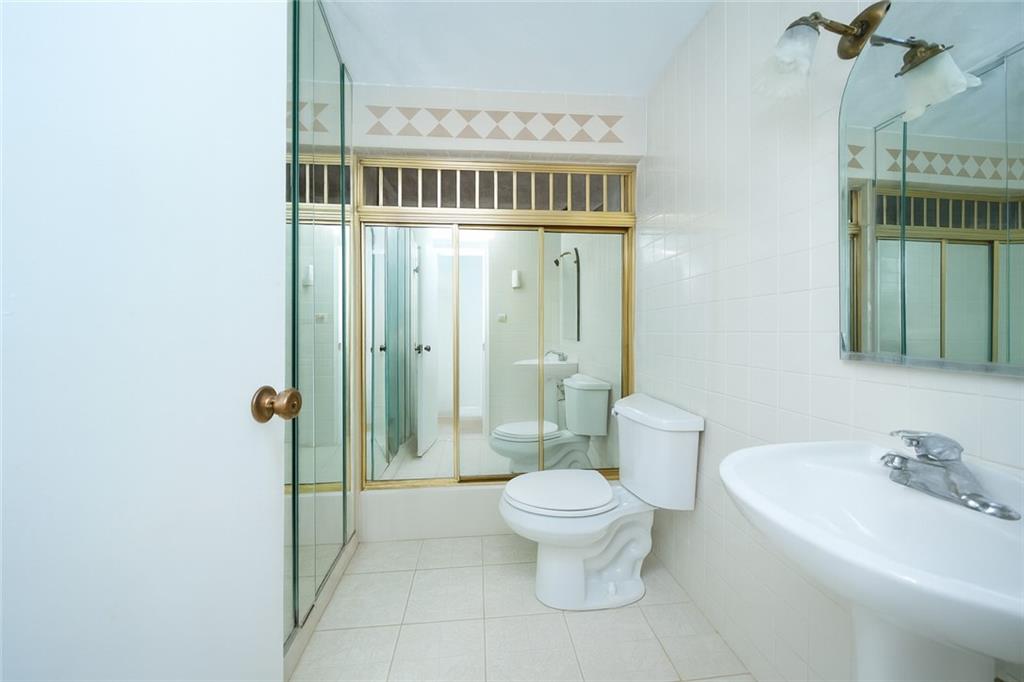 25 Berry Avenue Arden Heights Staten Island NY 10312