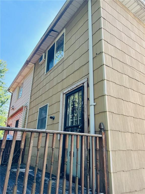 263 Lockman Avenue Mariner's Harbor Staten Island NY 10303