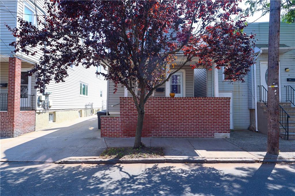 208 Saint Marys Avenue Rosebank Staten Island NY 10305