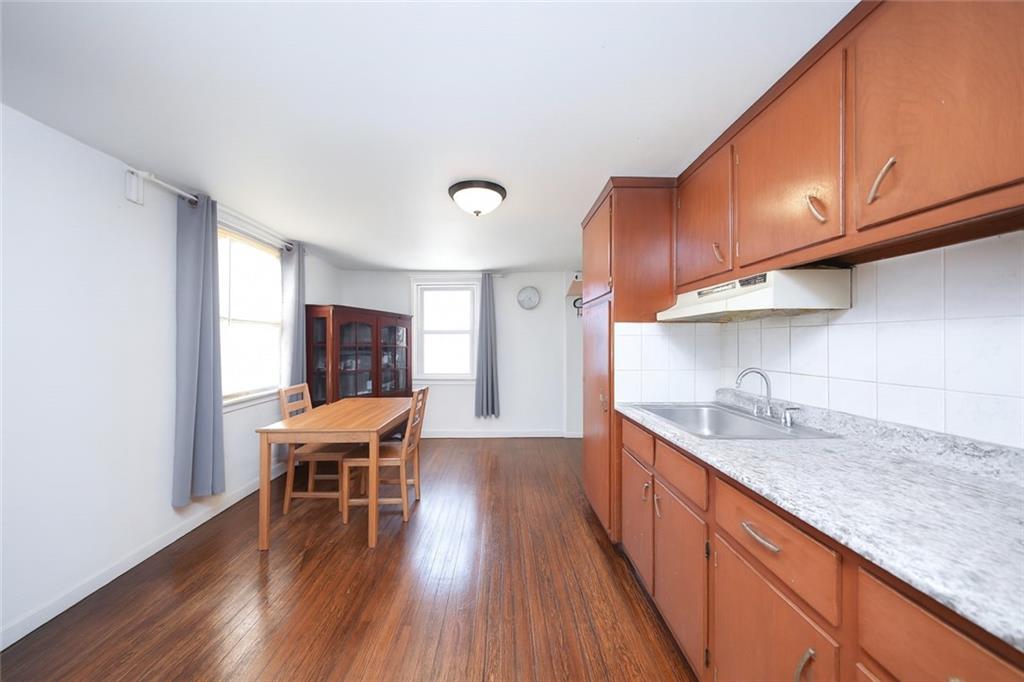 208 Saint Marys Avenue Rosebank Staten Island NY 10305
