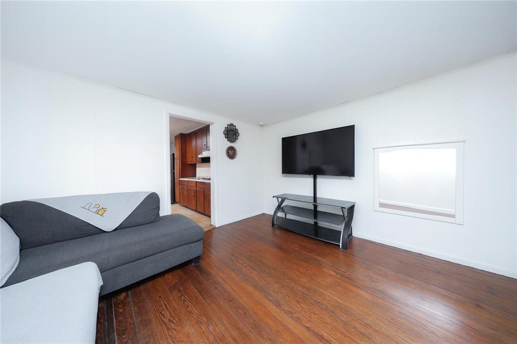 208 Saint Marys Avenue Rosebank Staten Island NY 10305
