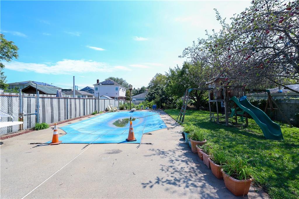 212 Saint Marys Avenue Rosebank Staten Island NY 10305