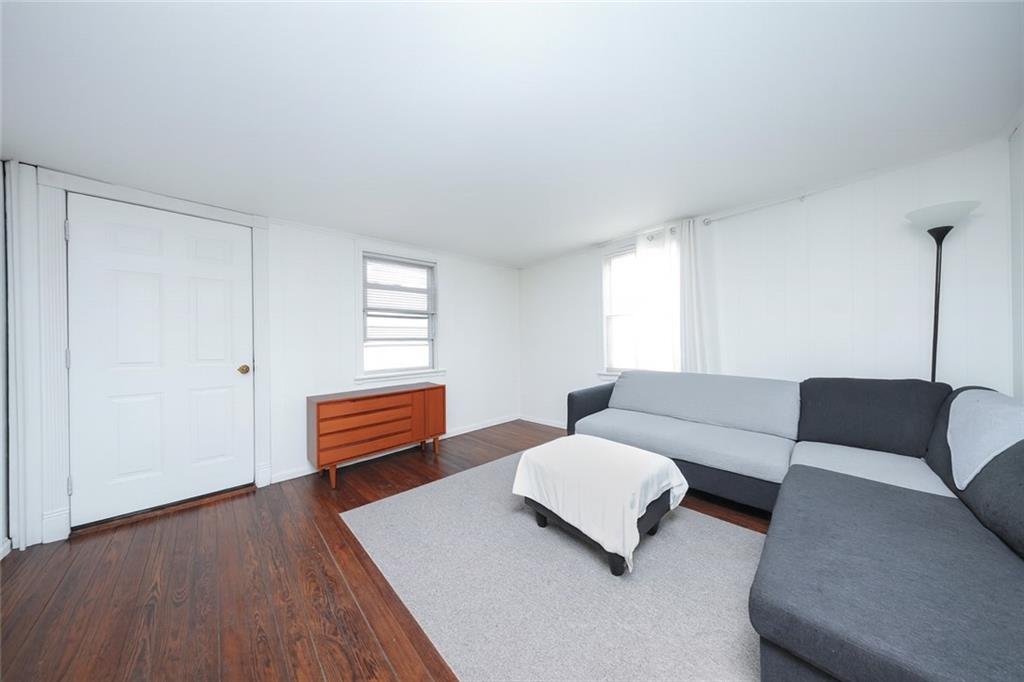 212 Saint Marys Avenue Rosebank Staten Island NY 10305