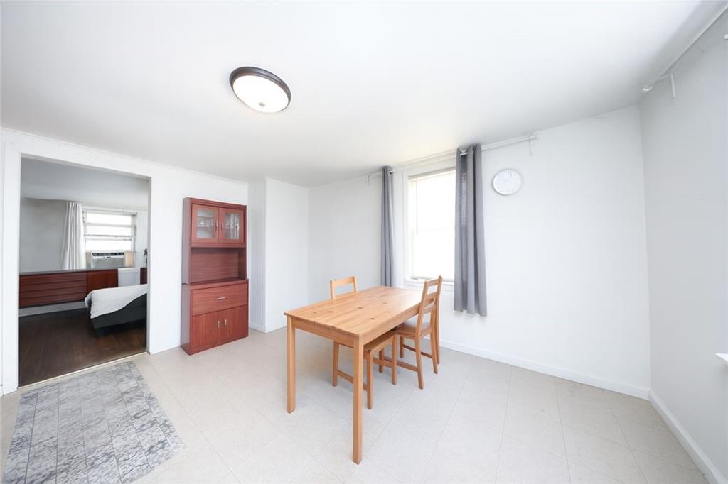 212 Saint Marys Avenue Rosebank Staten Island NY 10305