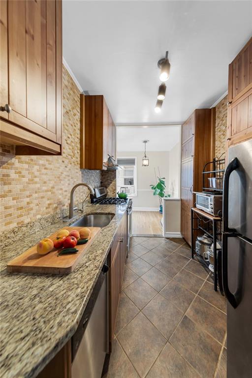 9281 Shore Road Bay Ridge Brooklyn NY 11209