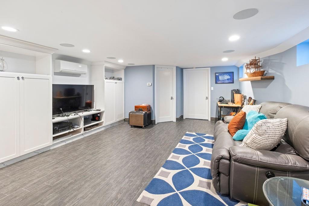 7404 Colonial Road Bay Ridge Brooklyn NY 11209