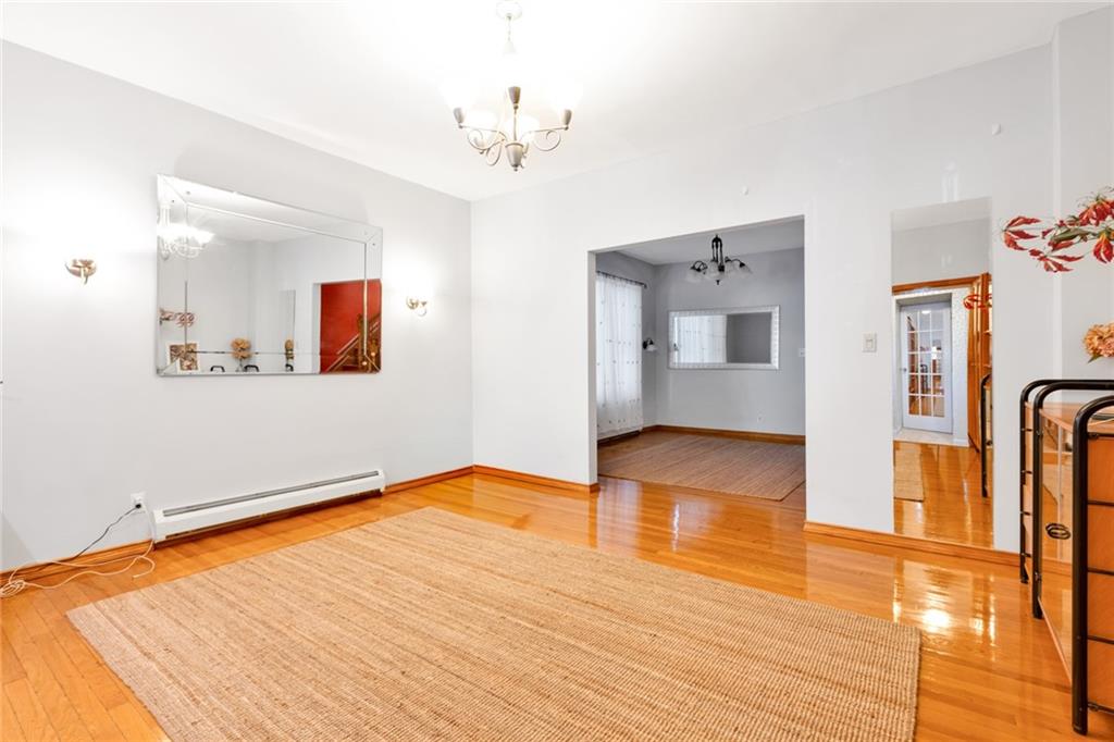 82 West End Avenue Manhattan Beach Brooklyn NY 11235