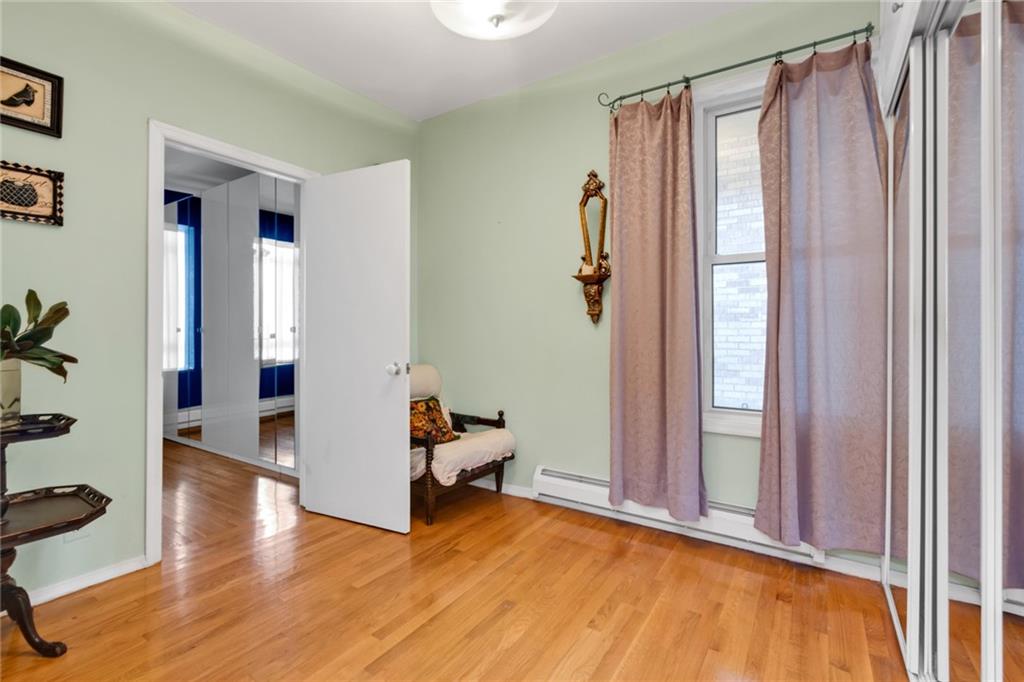 82 West End Avenue Manhattan Beach Brooklyn NY 11235
