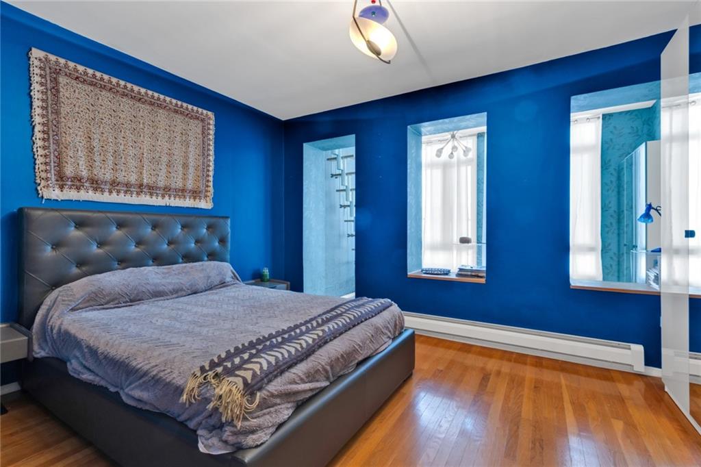 82 West End Avenue Manhattan Beach Brooklyn NY 11235